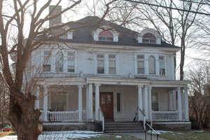 The historical house located on 527 Oak Street has recently gone up for sale. David Haas highlighted the property on his TikTok and Instagram @syracusehistory.